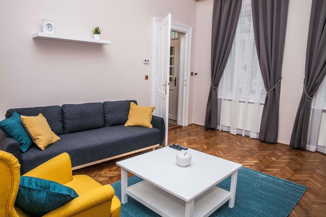 Fullmoon Apartments 1 Szeged Exterior photo